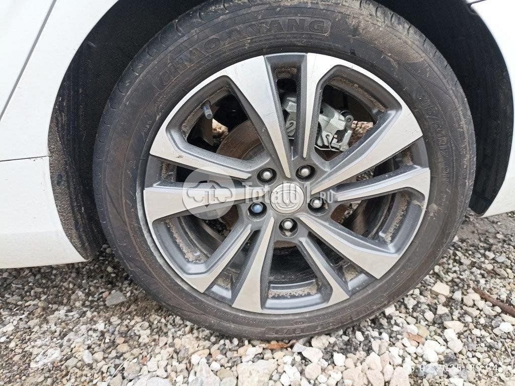 Фото Changan Eado 112