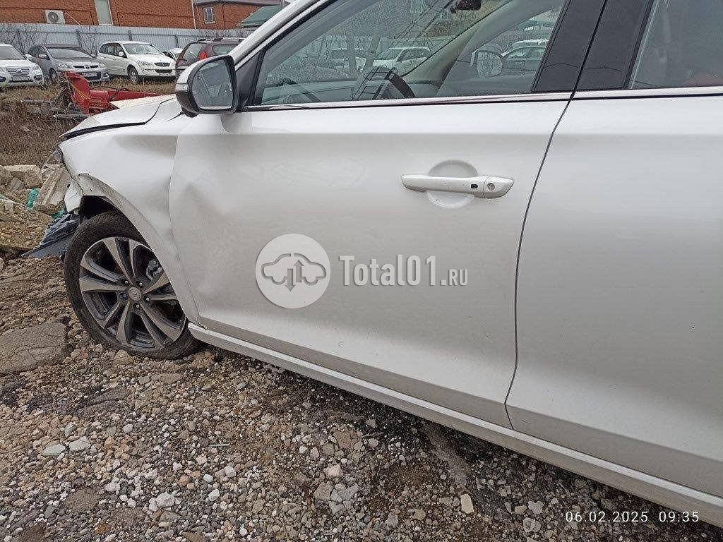 Фото Changan Eado 128
