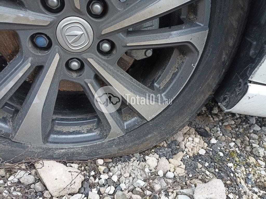 Фото Changan Eado 162