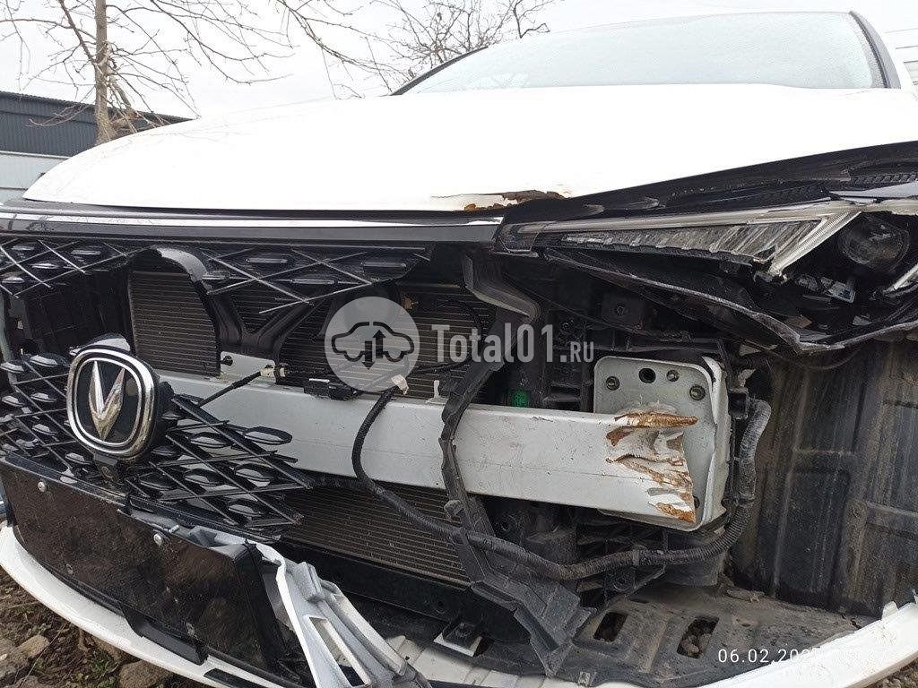 Фото Changan Eado 212