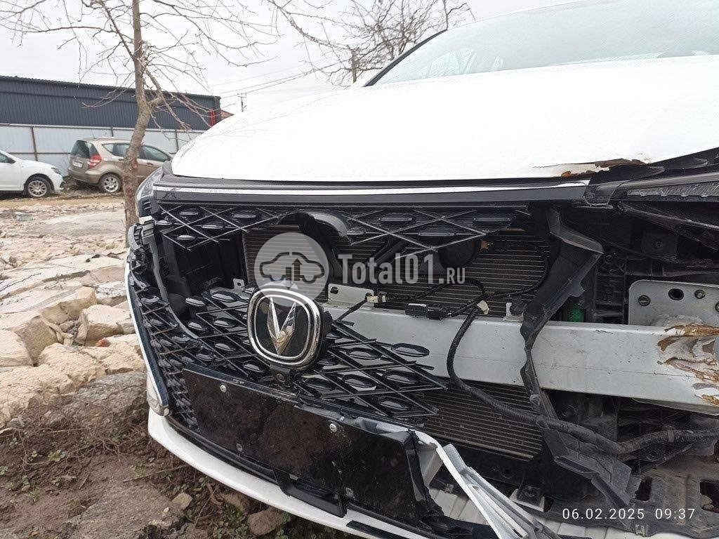Фото Changan Eado 214