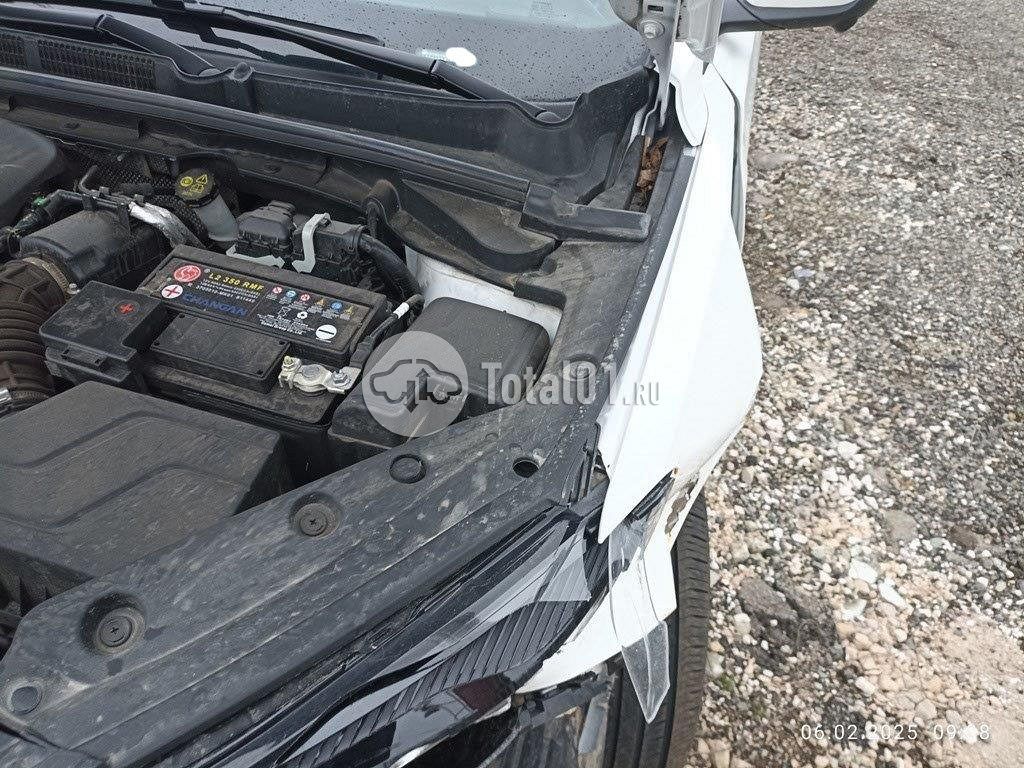 Фото Changan Eado 224