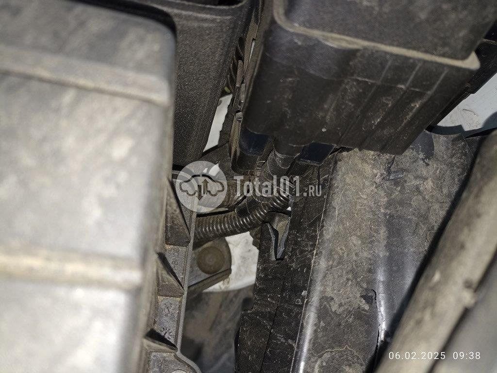 Фото Changan Eado 228