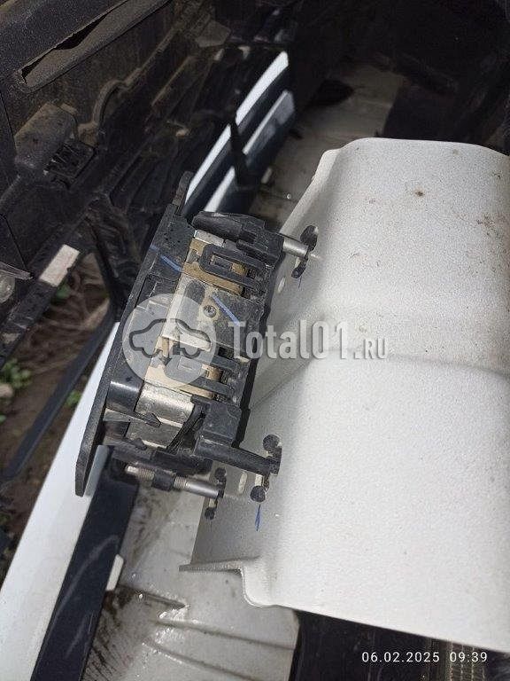 Фото Changan Eado 260