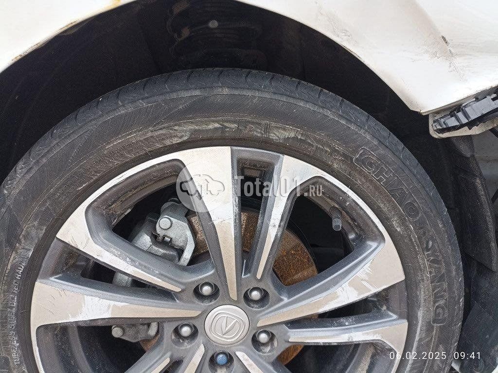 Фото Changan Eado 300
