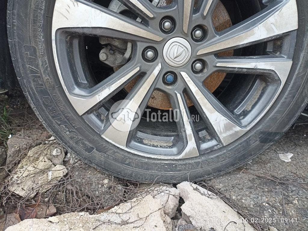 Фото Changan Eado 304