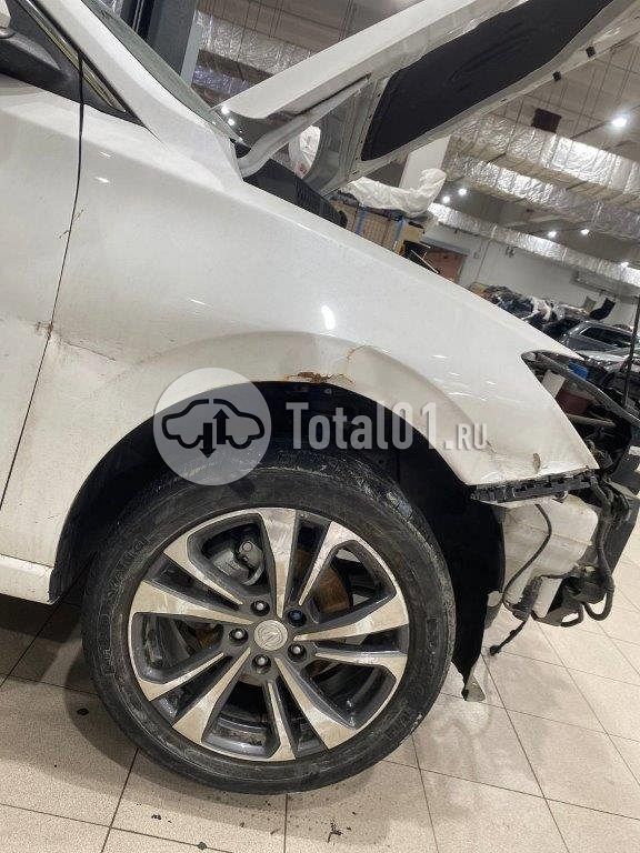Фото Changan Eado 712