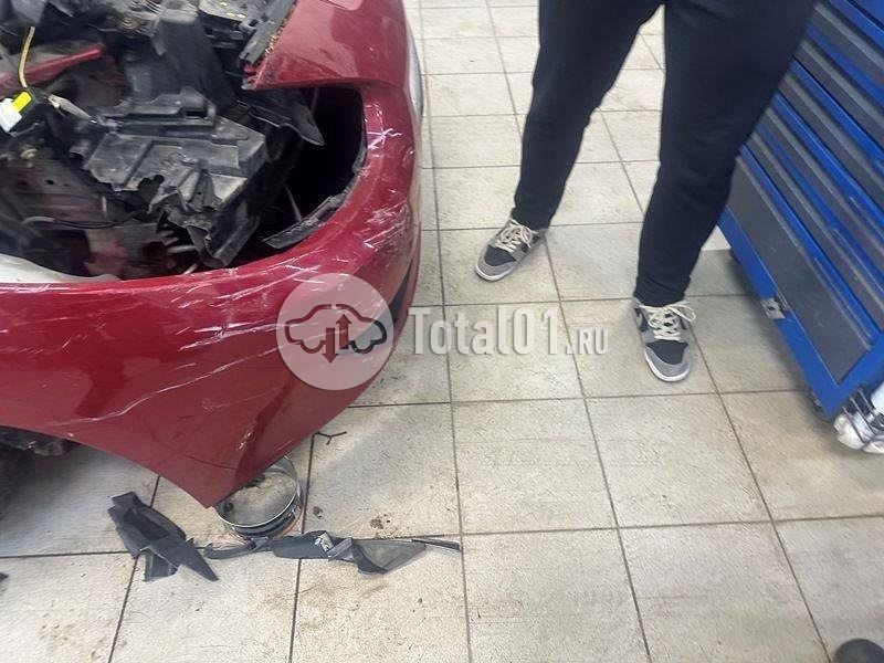 Фото Renault Fluence 128