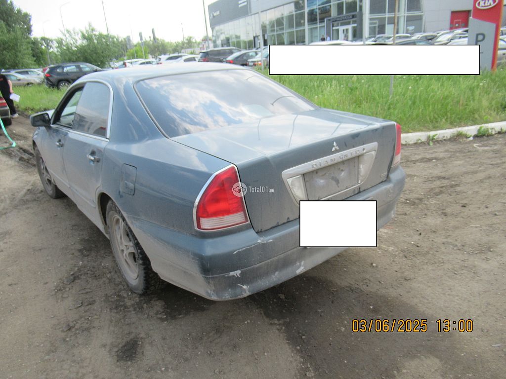 Фото Mitsubishi Diamante 12