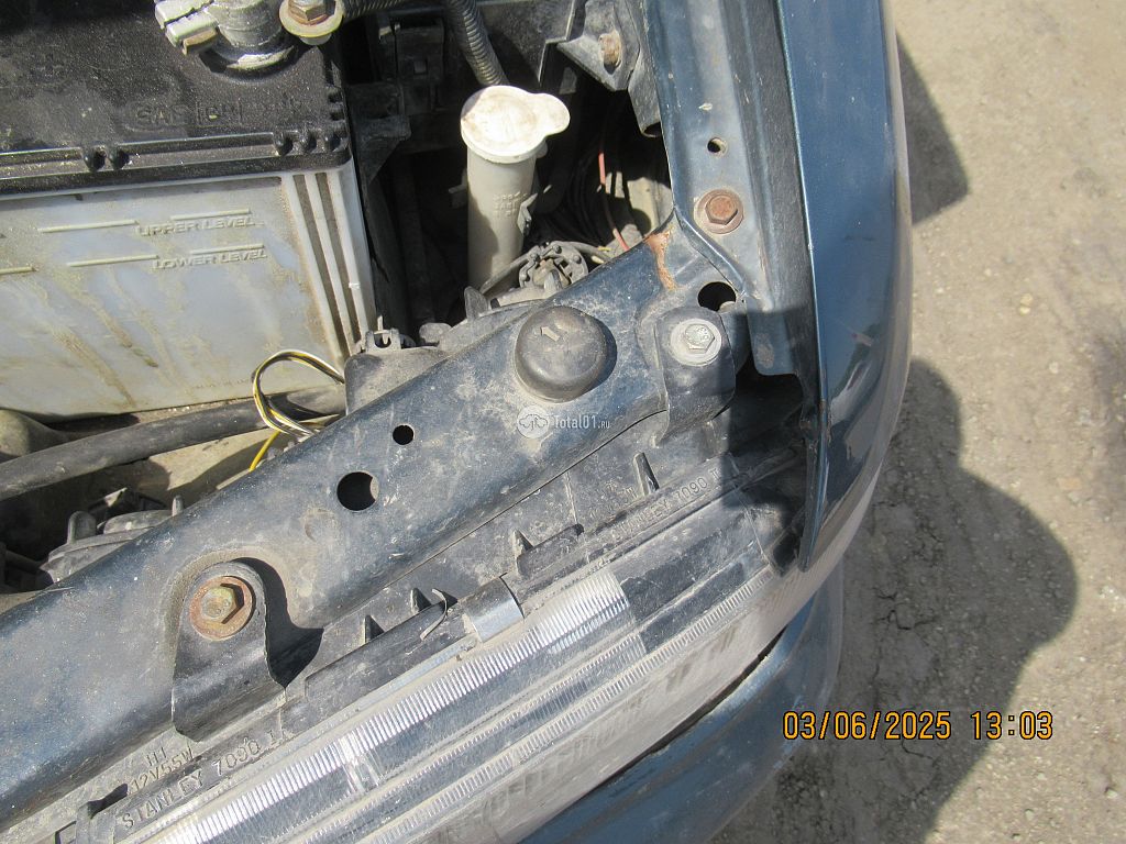 Фото Mitsubishi Diamante 106