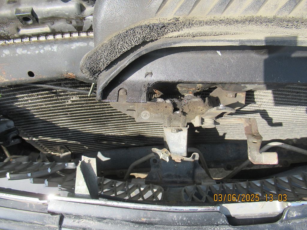 Фото Mitsubishi Diamante 110