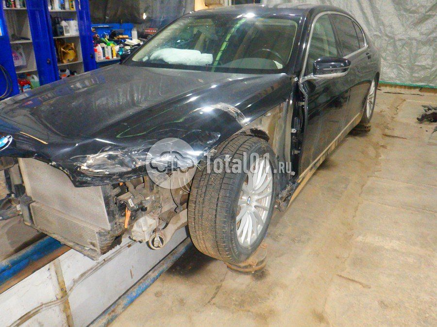 Фото BMW 7 серия 8