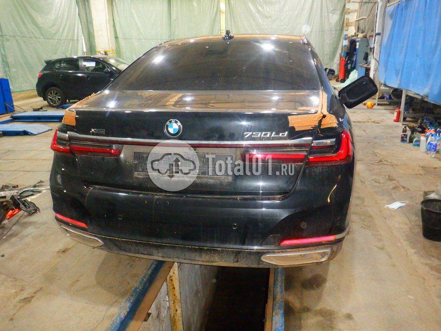 Фото BMW 7 серия 16