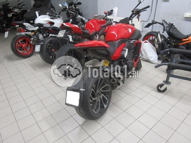 Фото Ducati DIAVEL V4 82