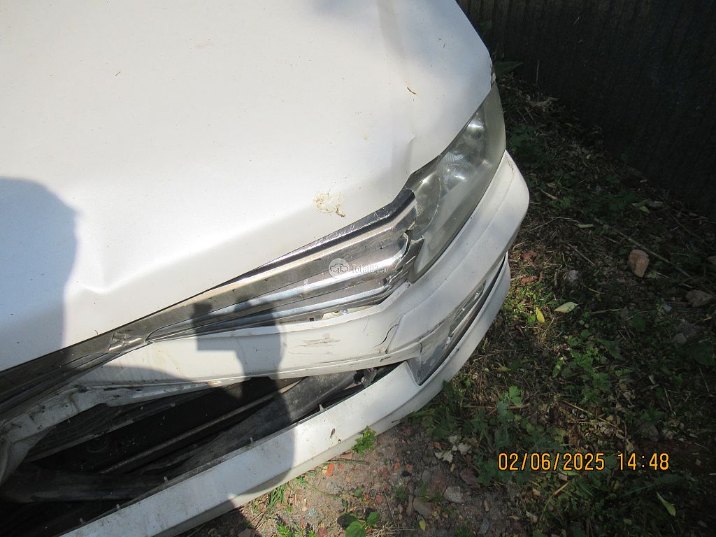 Фото Mitsubishi Chariot Grandis 70