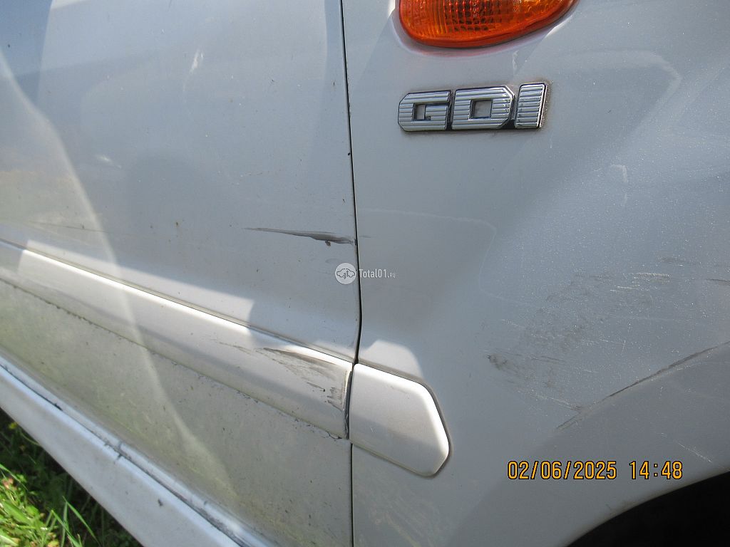 Фото Mitsubishi Chariot Grandis 82