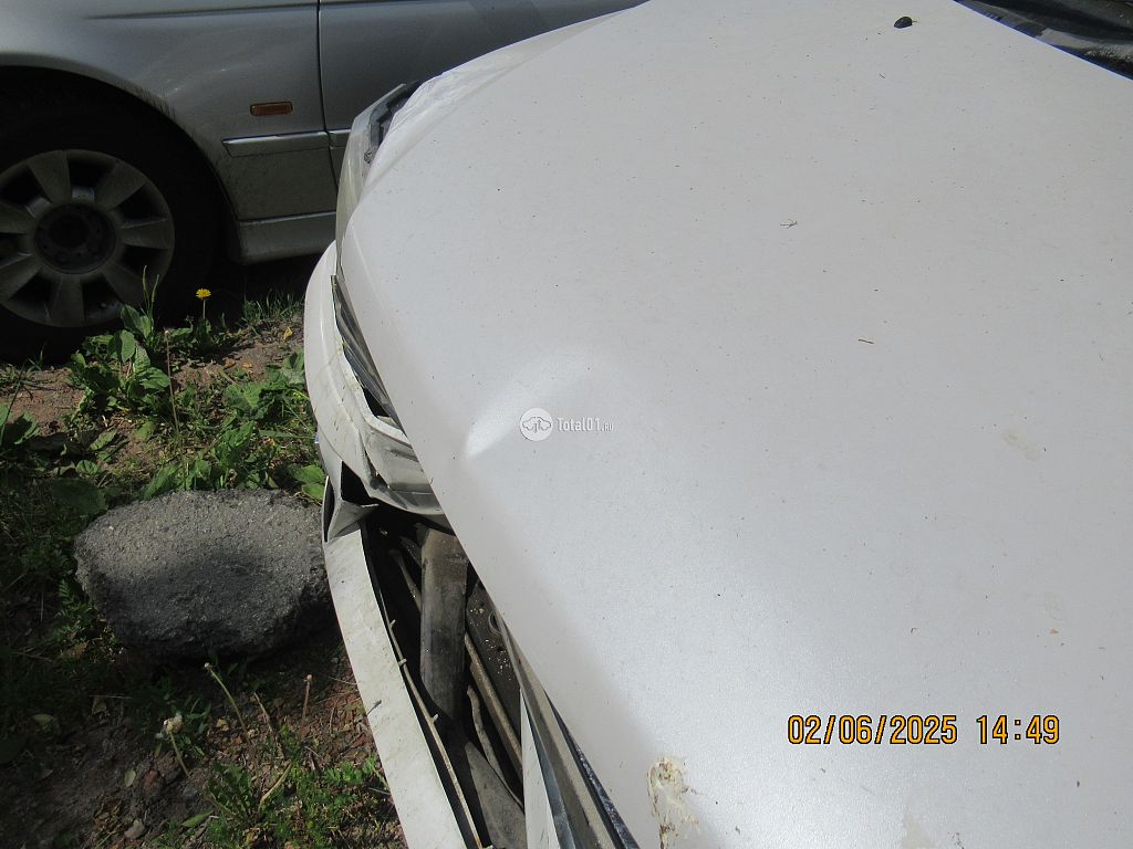 Фото Mitsubishi Chariot Grandis 102