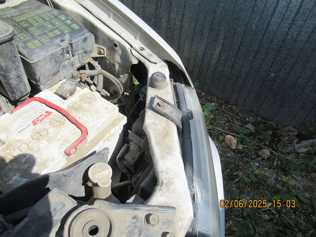 Фото Mitsubishi Chariot Grandis 144