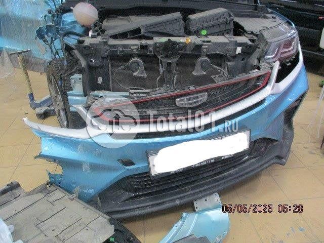 Фото Geely Coolray 10