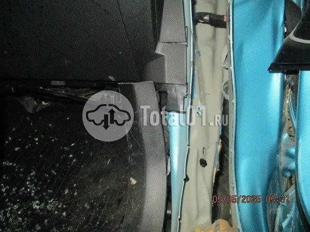 Фото Geely Coolray 98