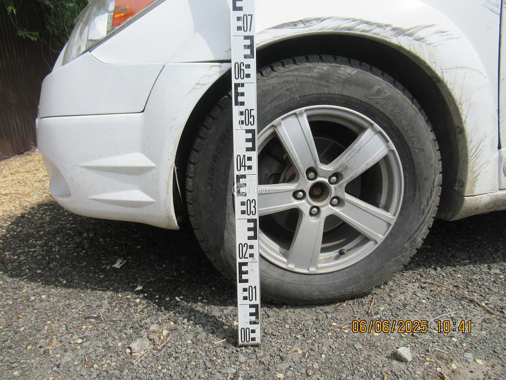 Фото Pontiac Vibe 14