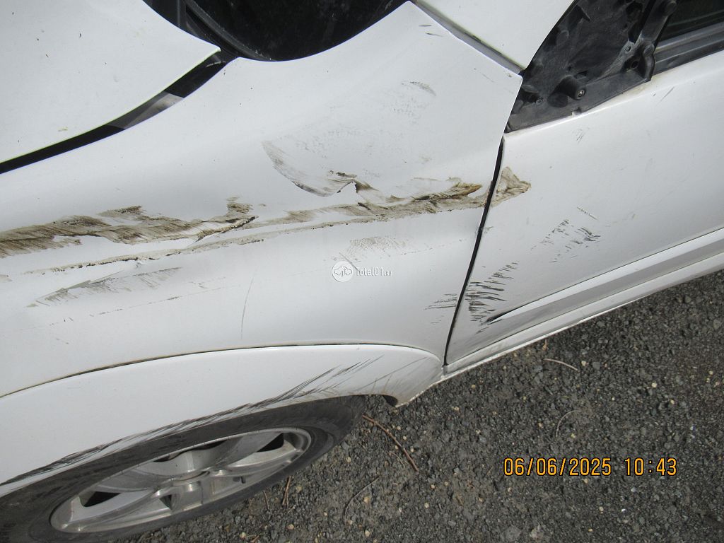 Фото Pontiac Vibe 58