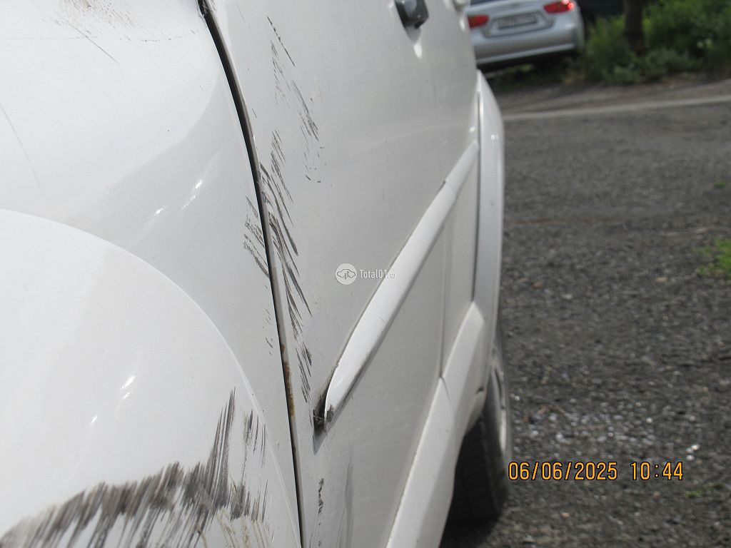 Фото Pontiac Vibe 96