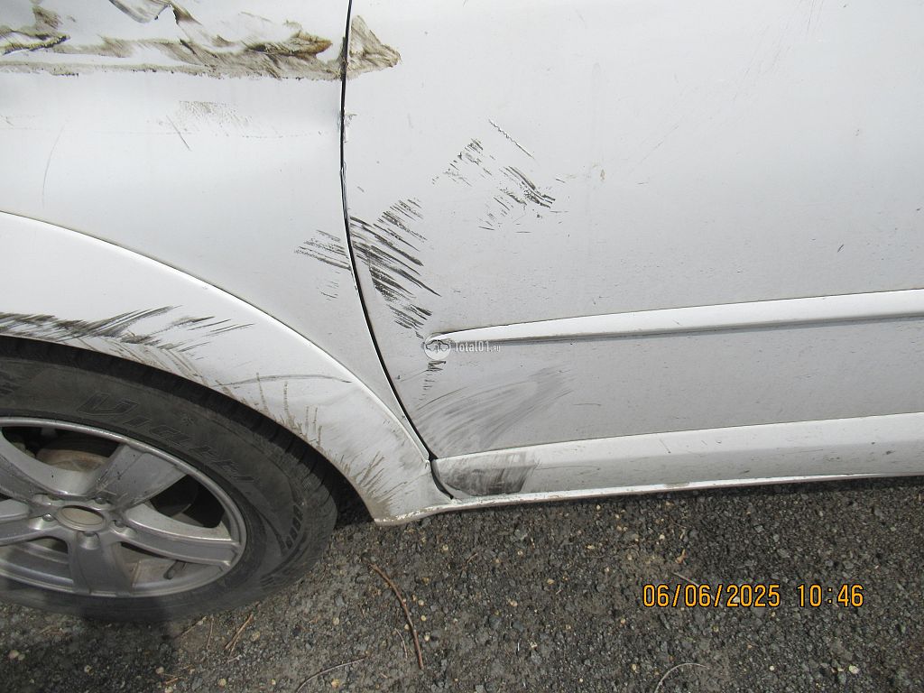 Фото Pontiac Vibe 114