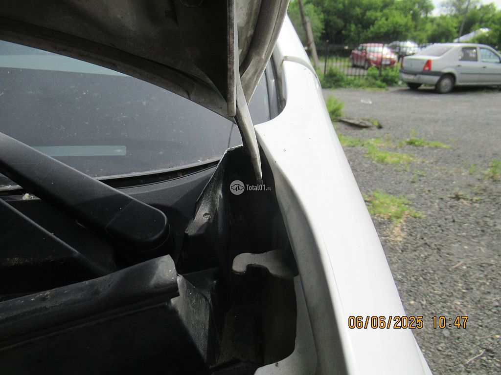 Фото Pontiac Vibe 130