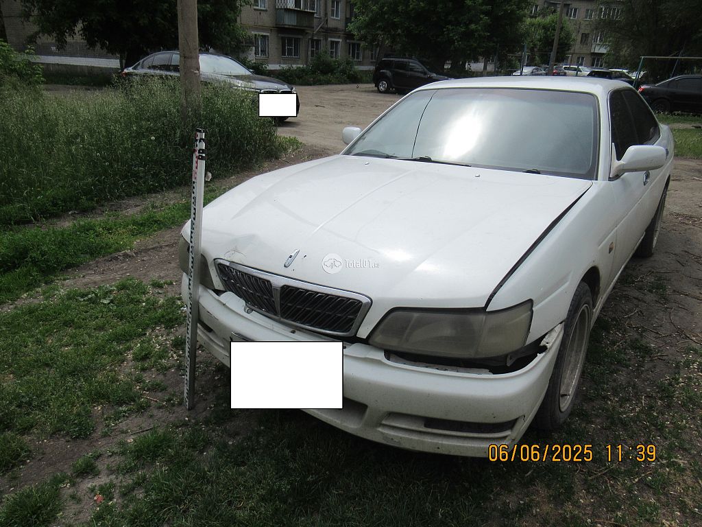 Фото Nissan Laurel 4