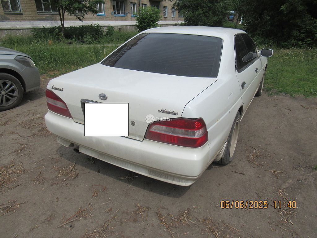Фото Nissan Laurel 12