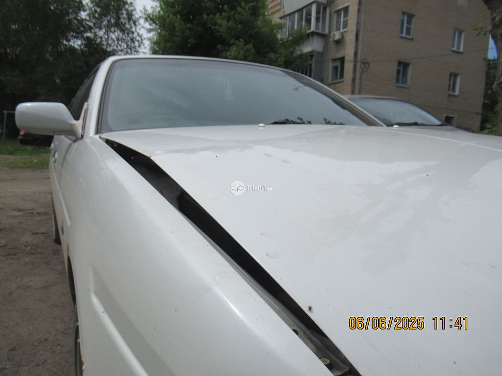 Фото Nissan Laurel 42