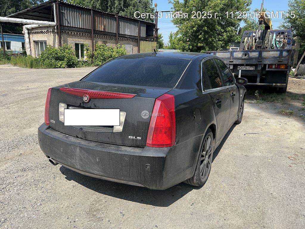 Фото Cadillac BLS 8