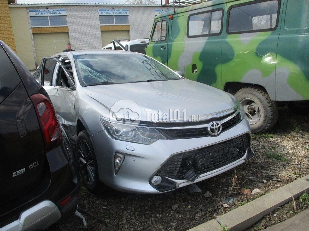 Фото Toyota Camry 2