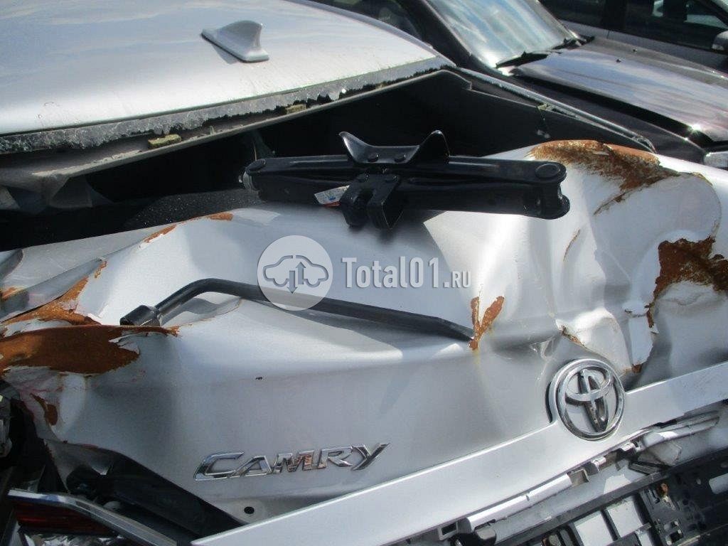 Фото Toyota Camry 4