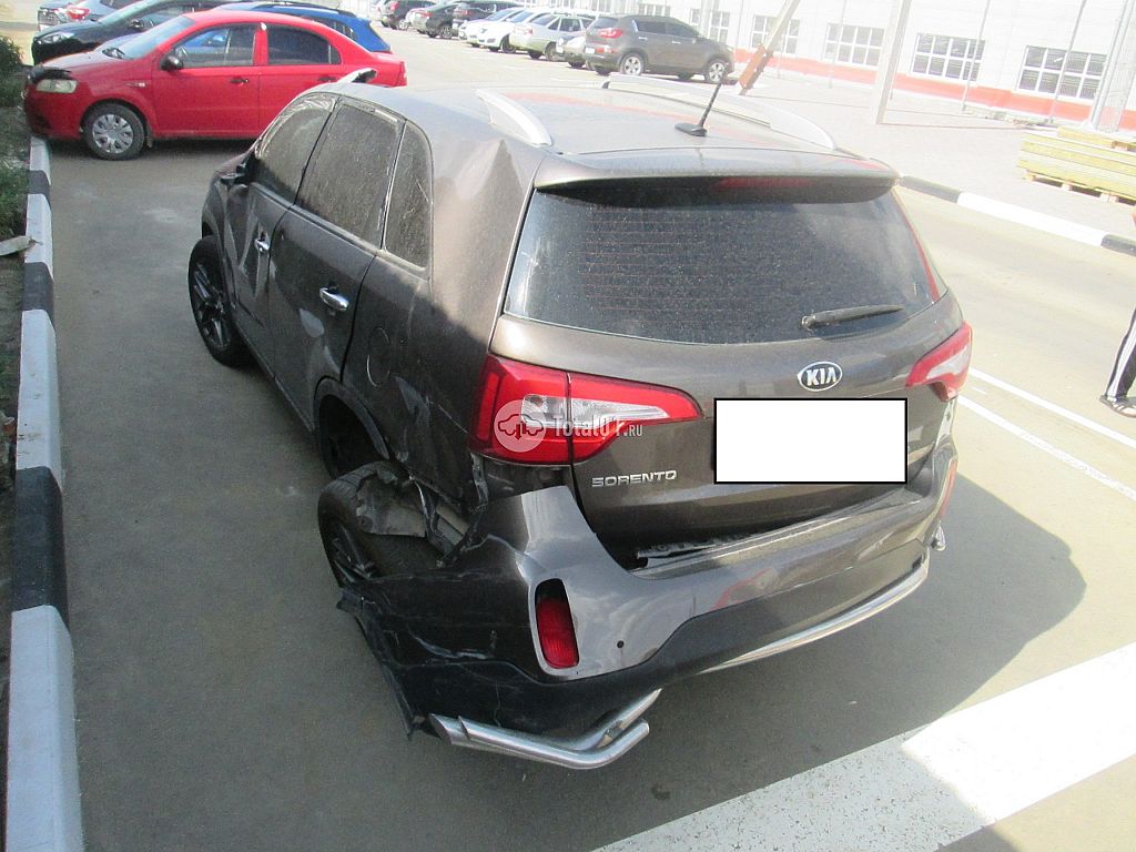 Фото KIA Sorento 8