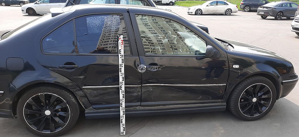 Фото Volkswagen Bora 12