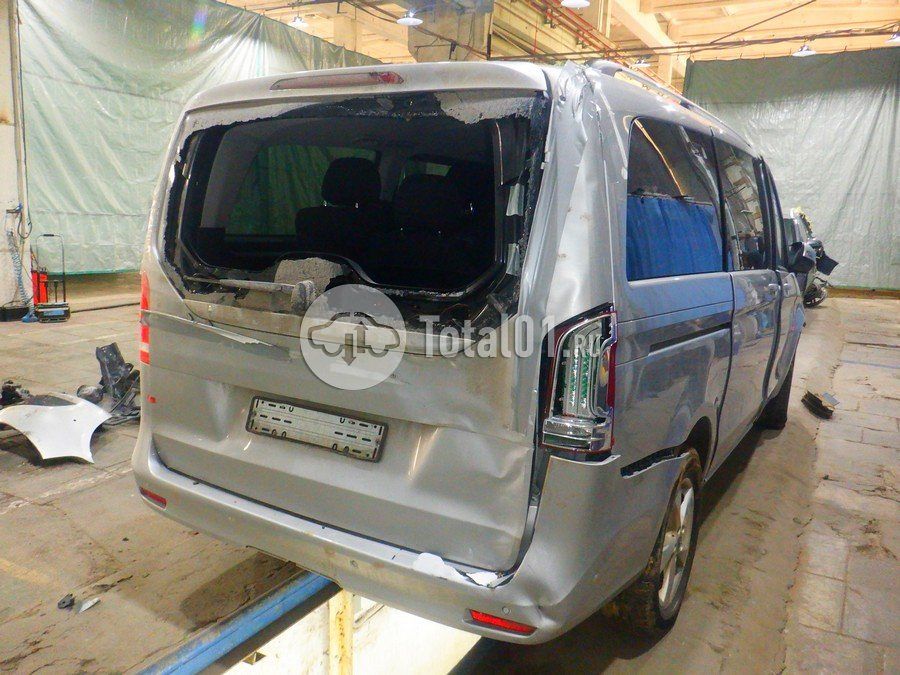 Фото Mercedes-Benz V-класс 14