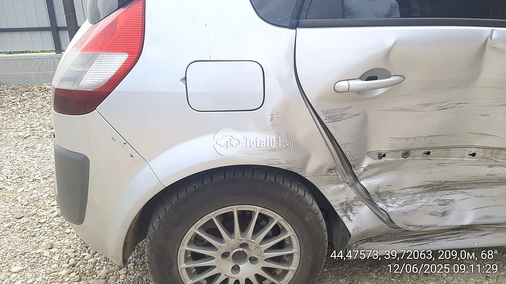 Фото Renault Scenic 20