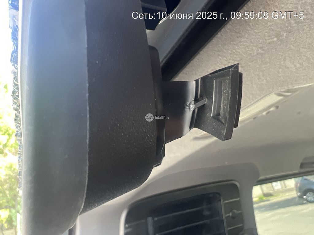 Фото Honda Mobilio Spike 80
