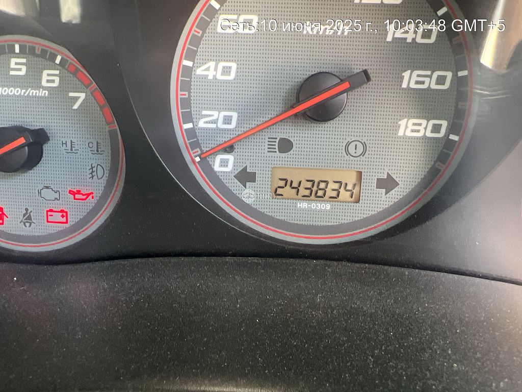 Фото Honda Mobilio Spike 124