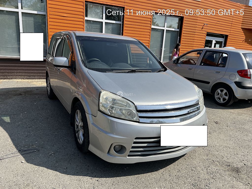 Фото Nissan Lafesta 2
