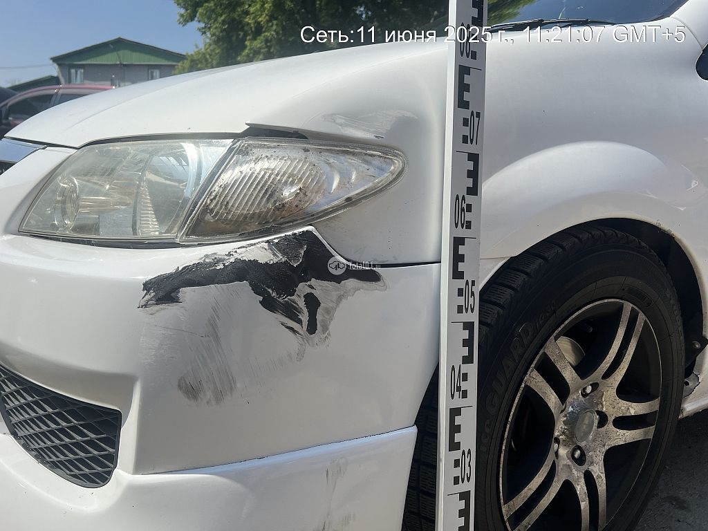 Фото Mazda Premacy 14