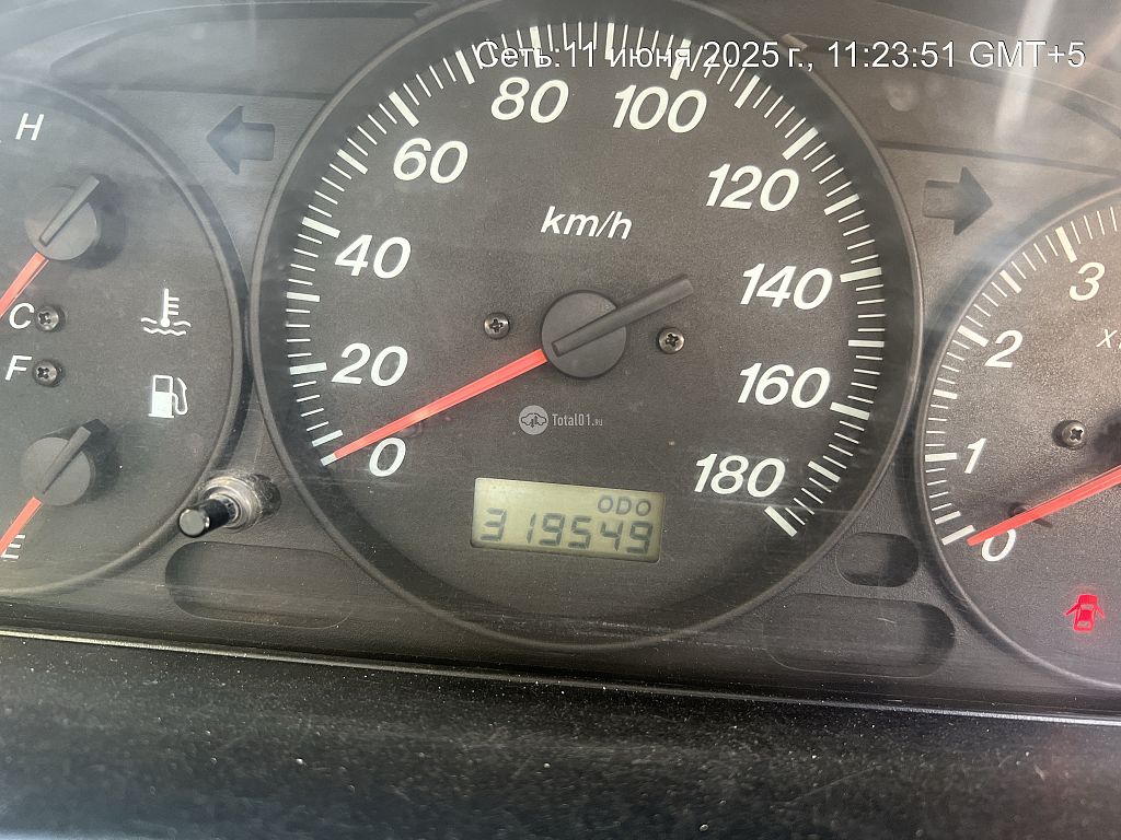 Фото Mazda Premacy 104