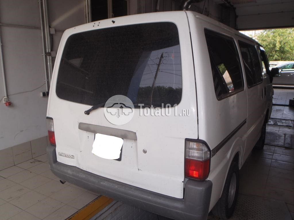 Фото Mazda Bongo 8