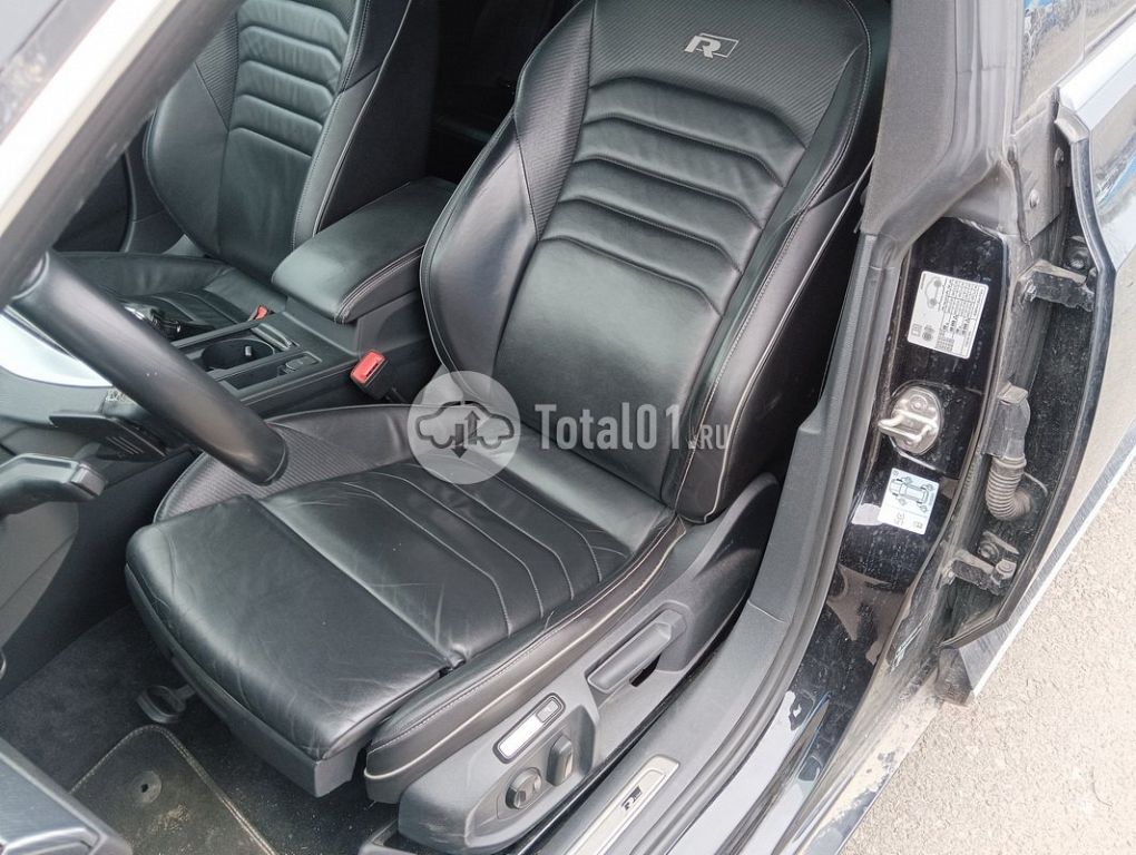 Фото Volkswagen Arteon 80