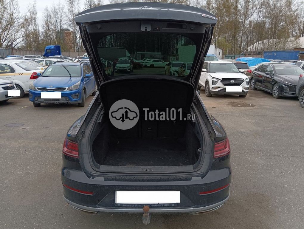 Фото Volkswagen Arteon 100