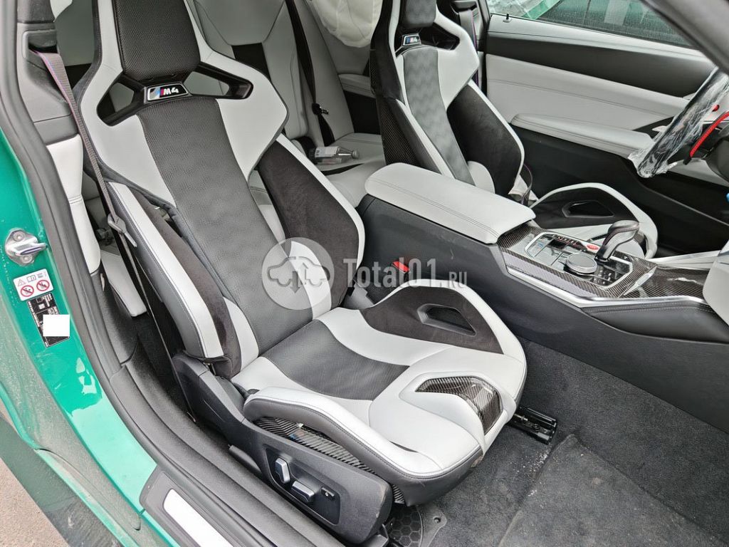 Фото BMW M4 144