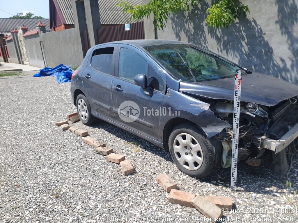 Фото Peugeot 308 16