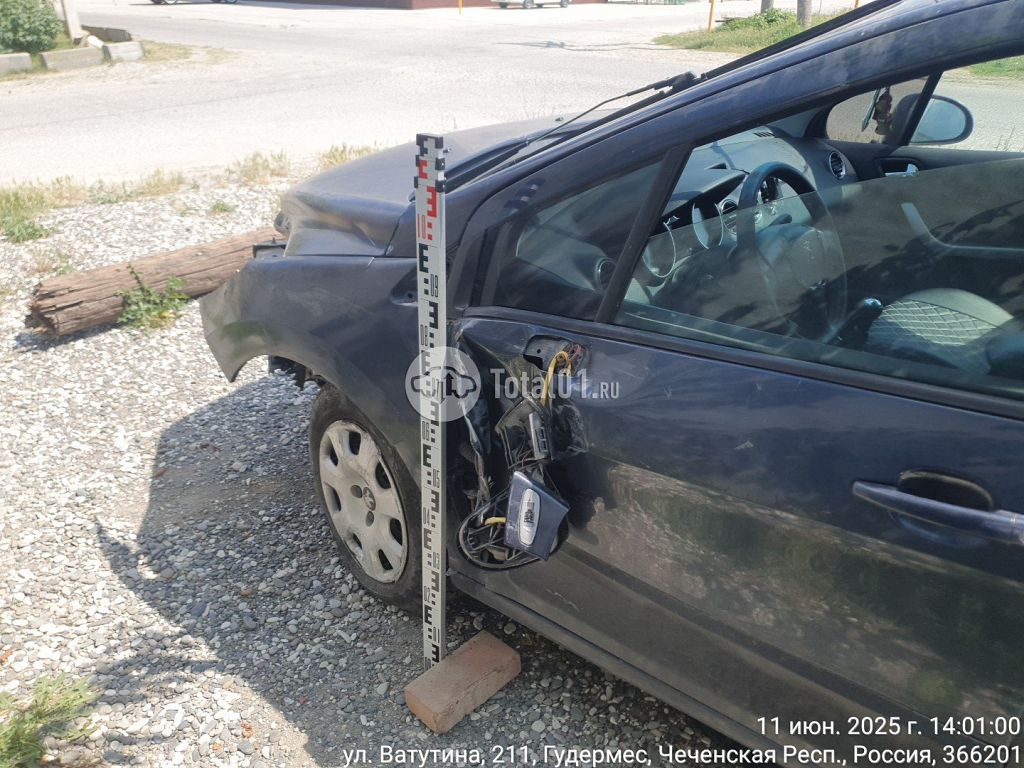 Фото Peugeot 308 26